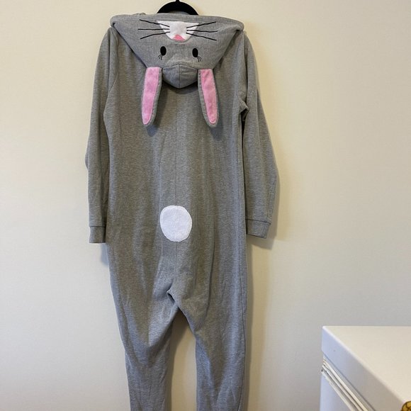 Adorable TOPSHOP Bunny Onesie - Picture 9 of 12